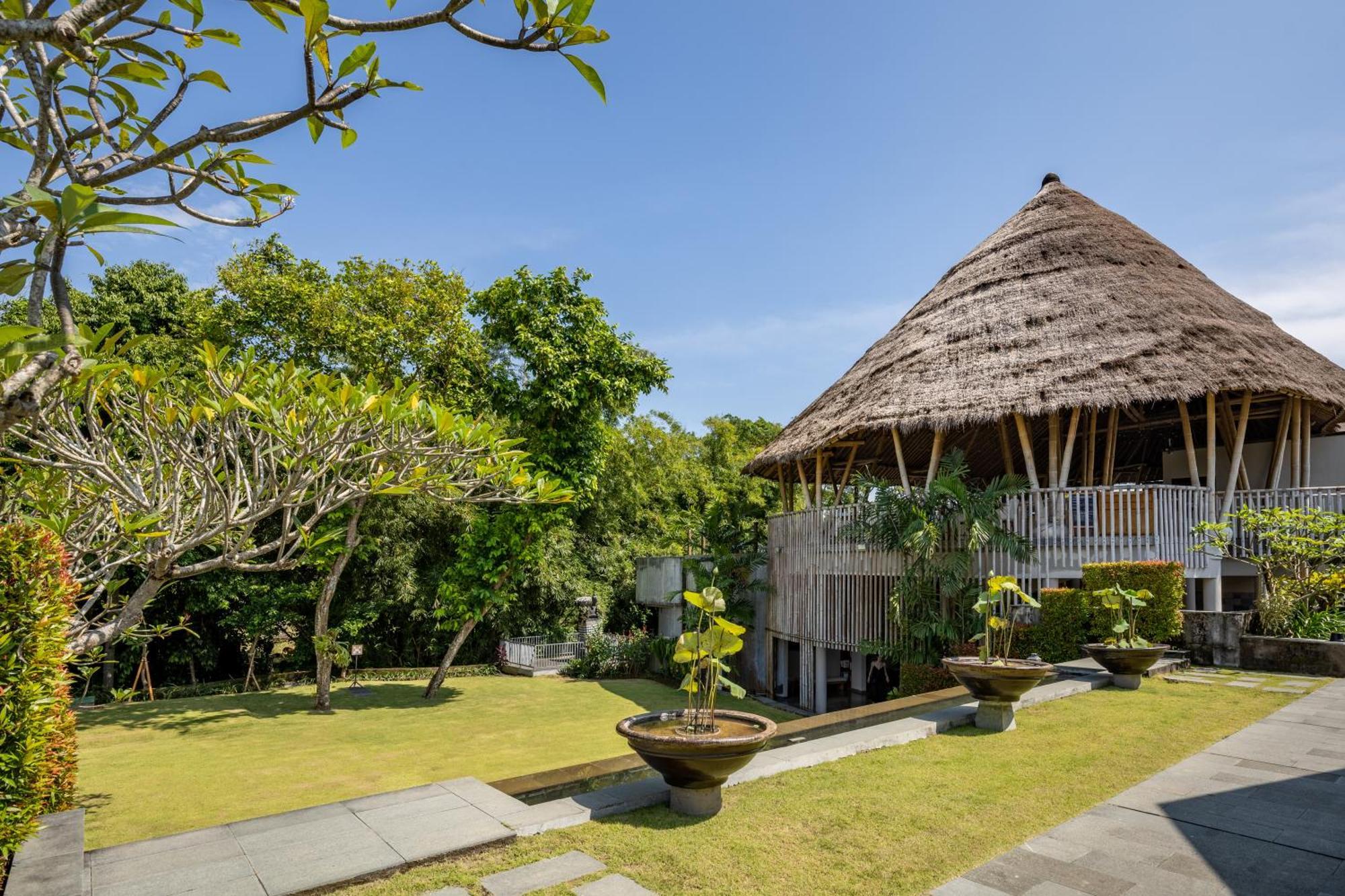 Theanna Villa And Spa Canggu Exteriör bild